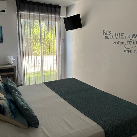 Hotel La Voile Bormes-les-Mimosas Kültér fotó